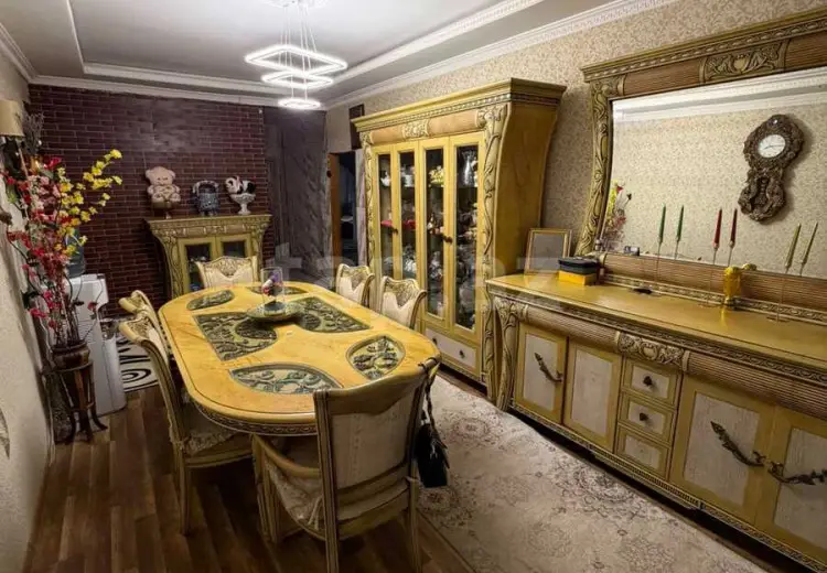 4 otaqlı mənzil , Bakı