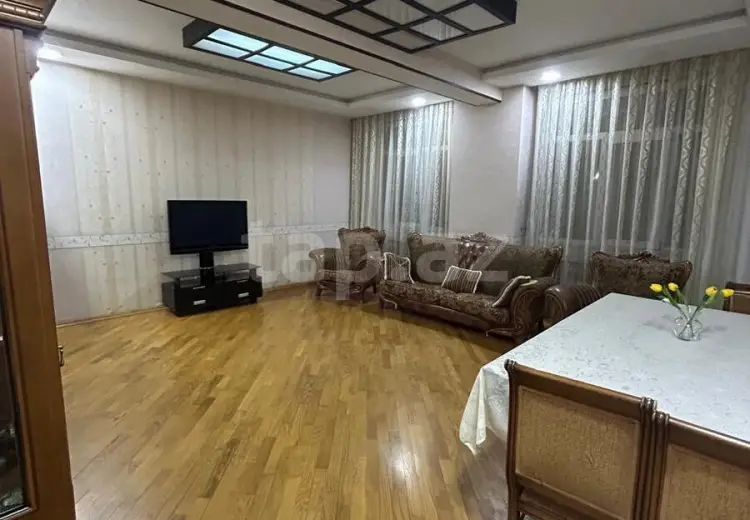 3 otaqlı mənzil , Bakı