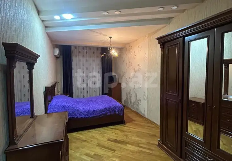 3 otaqlı mənzil , Bakı