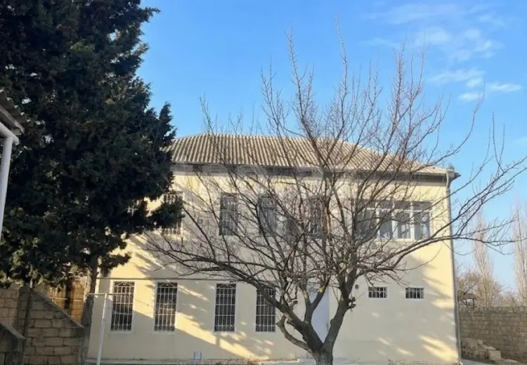 5 otaqlı mənzil , Bakı