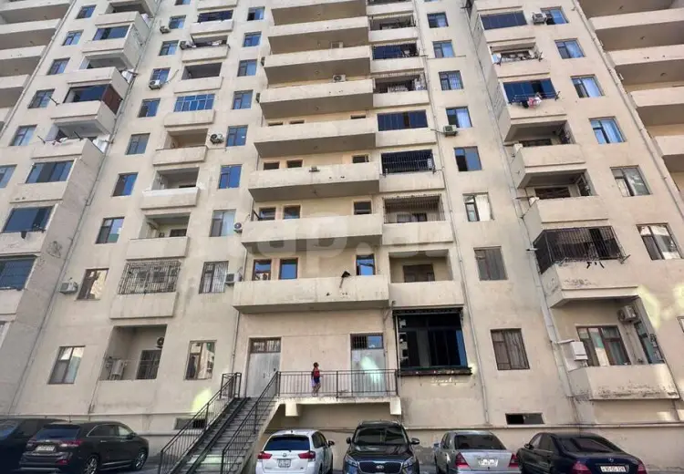 3 otaqlı mənzil , Xırdalan