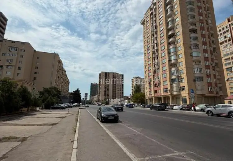 800 AZN - 35 m² Obyekt / Ofis Kirayə (aylıq), Yasamal qəs., Yasamal, Bakı