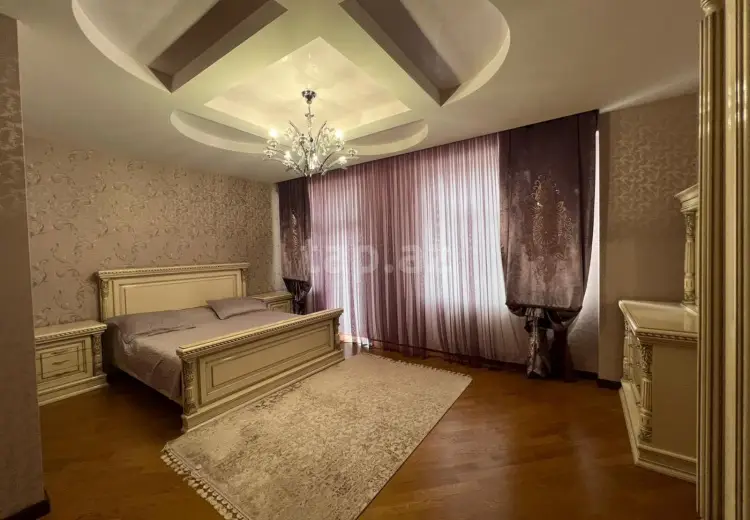 4 otaqlı mənzil , Bakı
