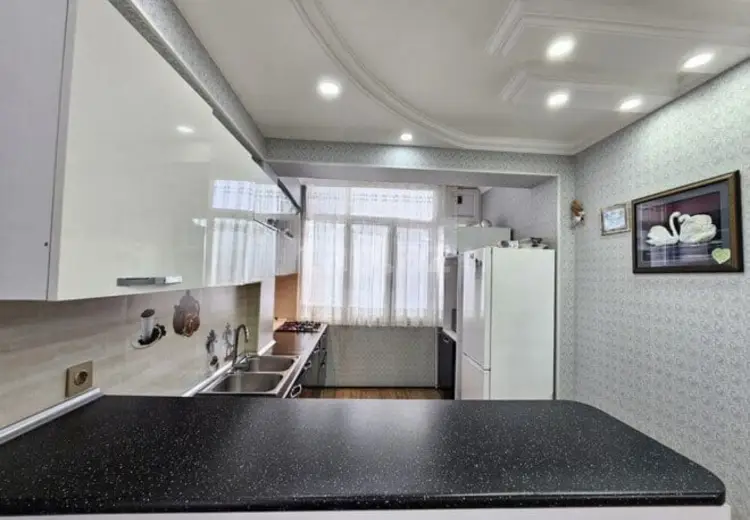 3 otaqlı mənzil , Xırdalan