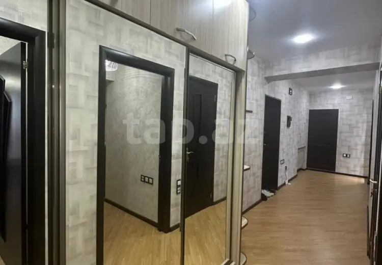 3 otaqlı mənzil , Bakı