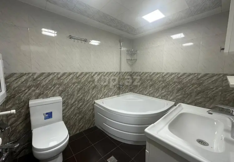 3 otaqlı mənzil , Bakı