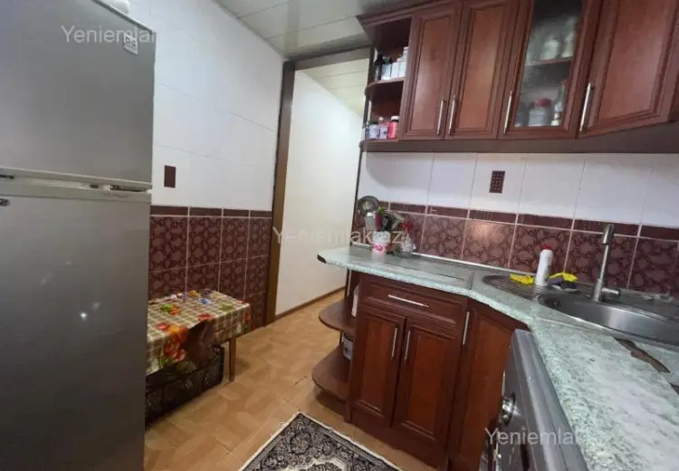 220 000 AZN - 4 otaqlı mənzil Satılır, Nizami, Bakı