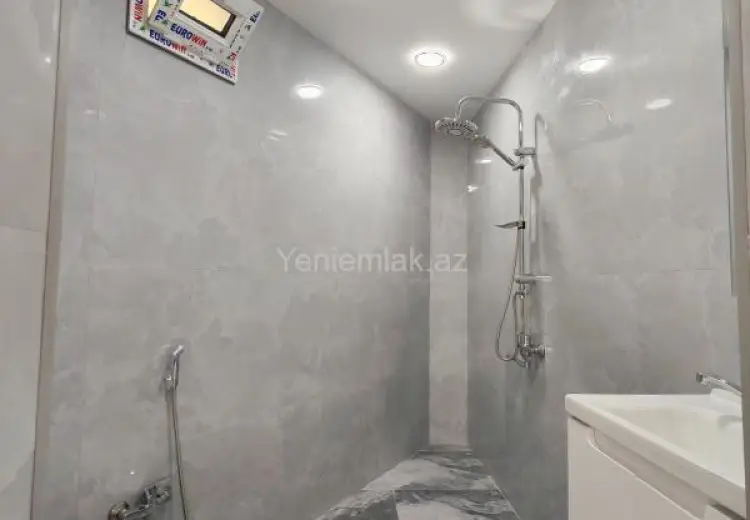 5 otaqlı mənzil Satılır, Xırdalan