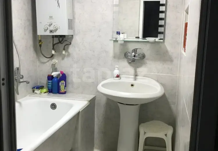 3 otaqlı mənzil Kirayə (aylıq), Bakı