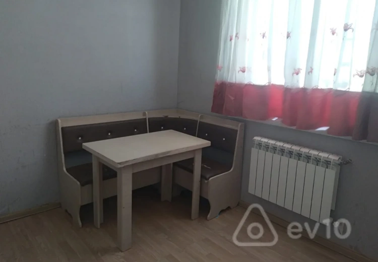 3 otaqlı mənzil Satılır, Bakı