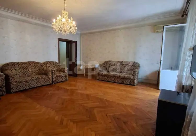 4 otaqlı mənzil , Bakı