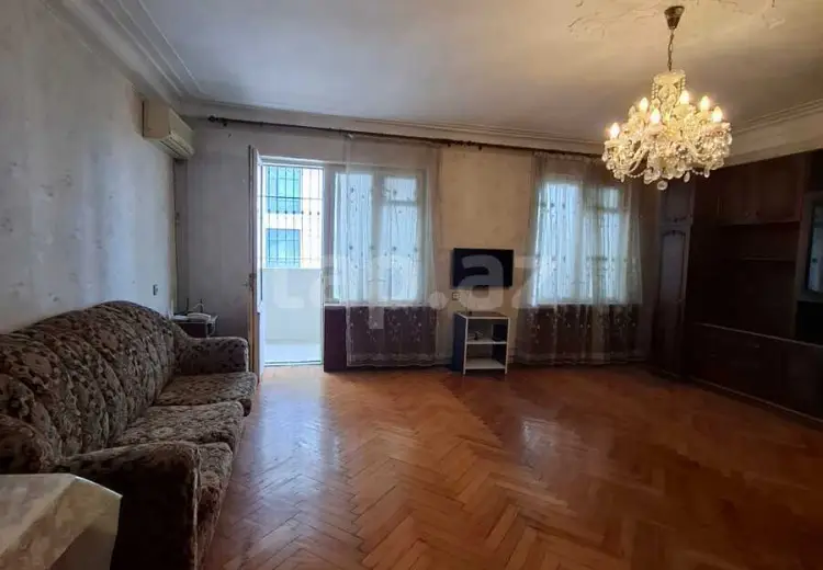 4 otaqlı mənzil , Bakı