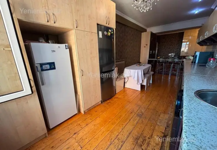 215 000 AZN - 3 otaqlı mənzil Satılır, Nizami, Bakı