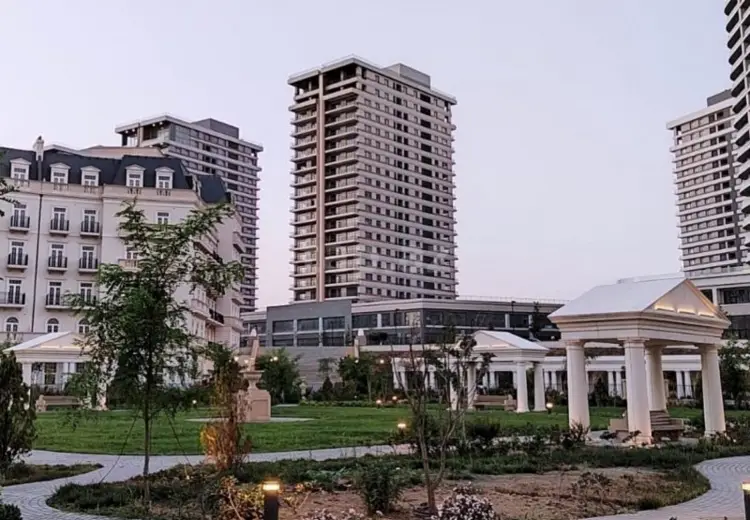 4 otaqlı mənzil , Bakı