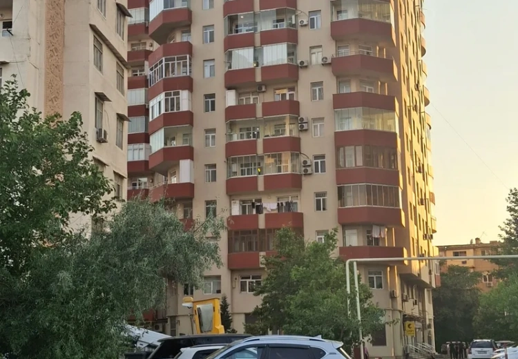 2 otaqlı mənzil Satılır, 8-ci kilometr, Nizami, Bakı