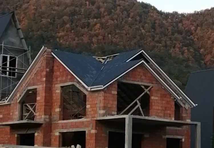 6 otaqlı mənzil Satılır, Qəbələ