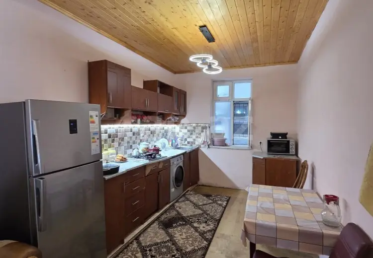 5 otaqlı mənzil , Xırdalan