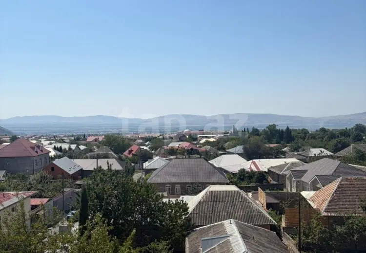 2 otaqlı mənzil , Şəki
