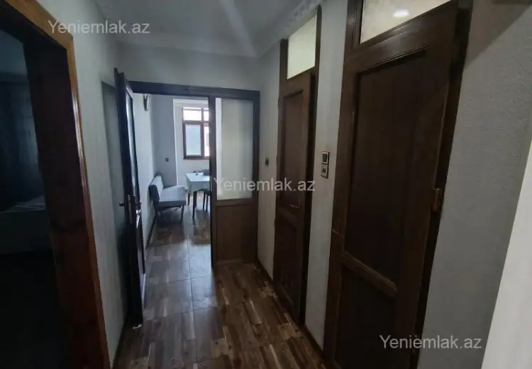 500 AZN - 3 otaqlı mənzil Kirayə (aylıq), 6-cı mikrorayon, Sumqayıt