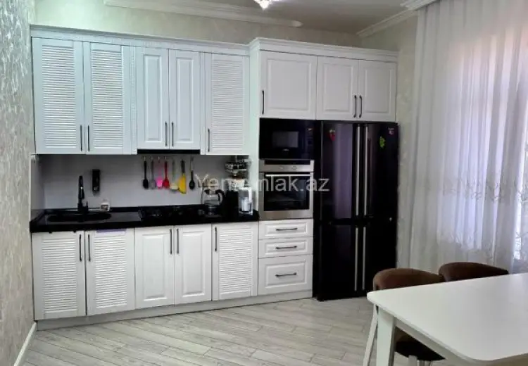 435 000 AZN - 10 otaqlı mənzil Satılır, Novxanı, Abşeron