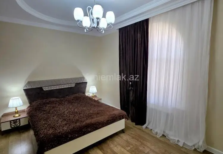 435 000 AZN - 10 otaqlı mənzil Satılır, Novxanı, Abşeron