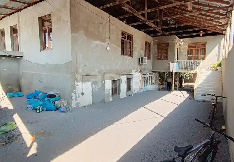 4 otaqlı mənzil , Gəncə