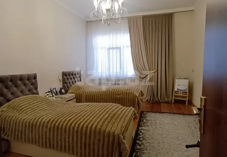 4 otaqlı mənzil , Gəncə