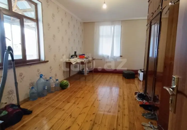 4 otaqlı mənzil , Gəncə