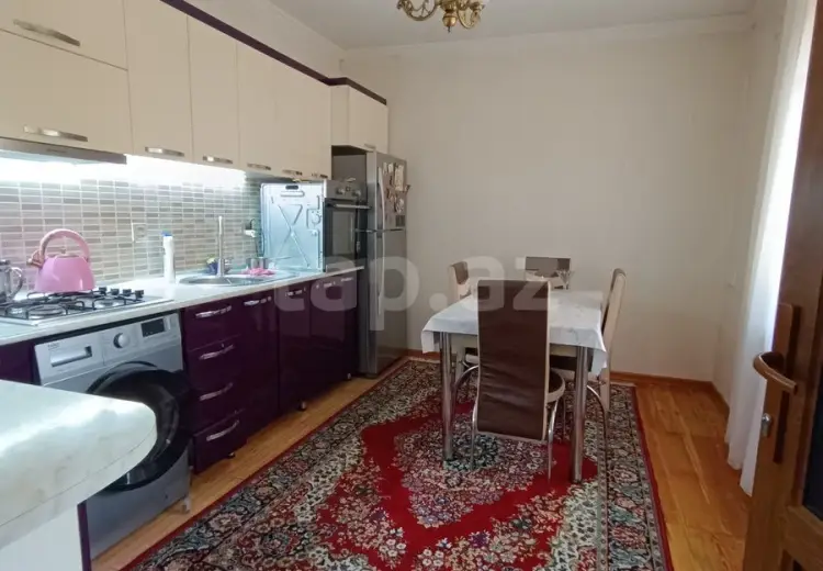 4 otaqlı mənzil , Gəncə