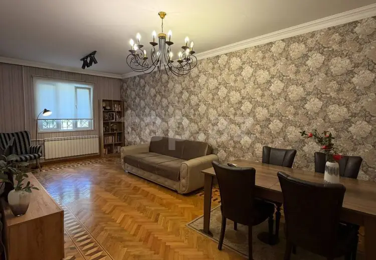 3 otaqlı mənzil , Bakı