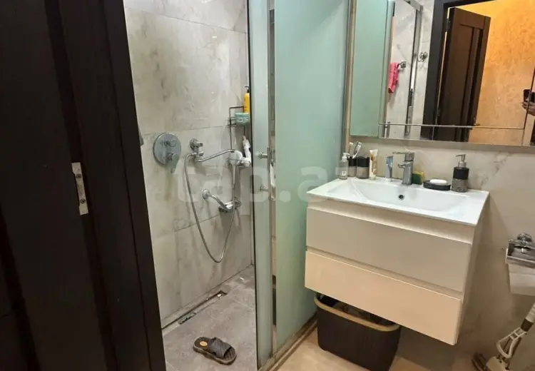 4 otaqlı mənzil , Bakı