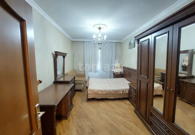 2 otaqlı mənzil , Bakı