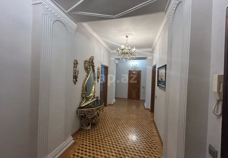 4 otaqlı mənzil , Nəsimi, Bakı