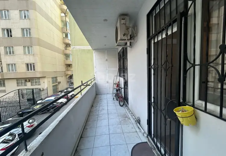 4 otaqlı mənzil , Nəsimi, Bakı