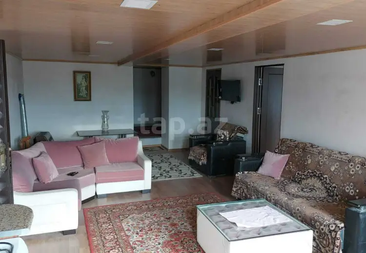 5 otaqlı mənzil , Qusar