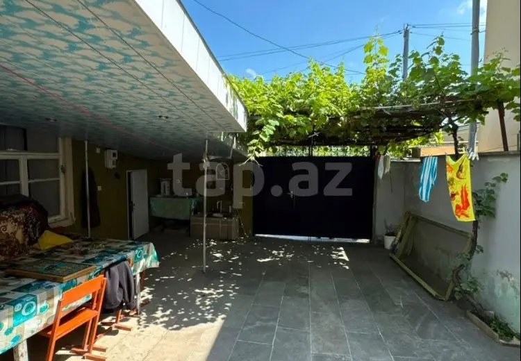 6 otaqlı mənzil , Qusar