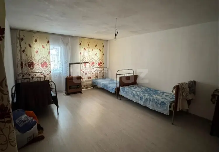 6 otaqlı mənzil , Qusar