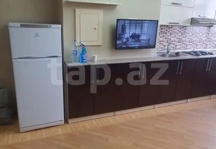 570 AZN - 2 otaqlı mənzil Kirayə (aylıq), Bakı