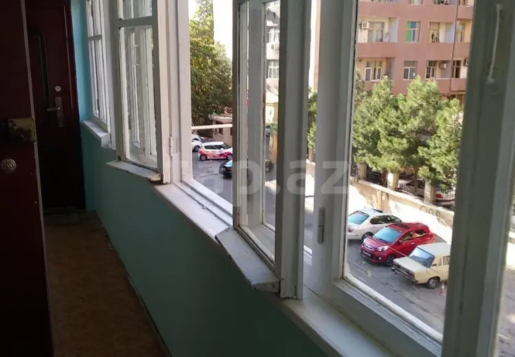 3 otaqlı mənzil , Bakı