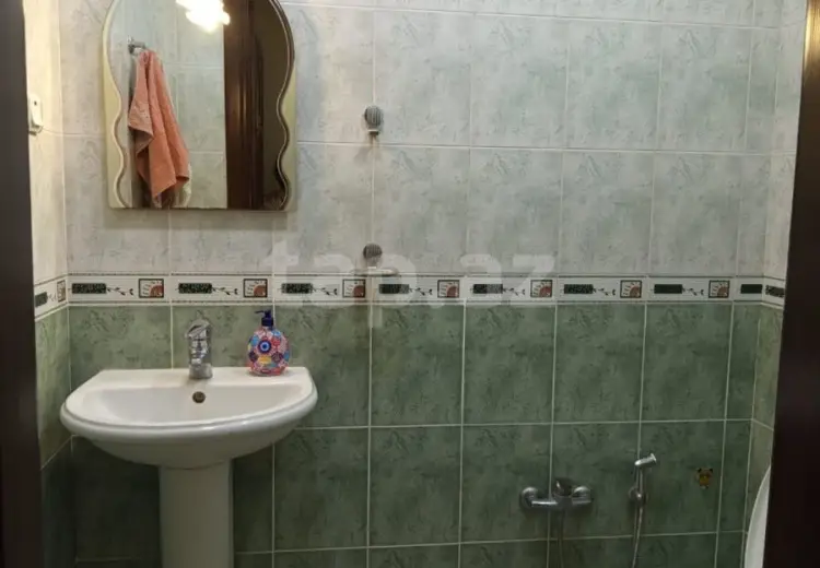 780 AZN - 3 otaqlı mənzil Kirayə (aylıq), Xətai, Bakı