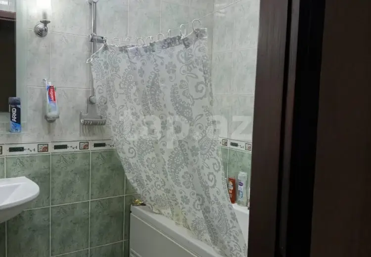 780 AZN - 3 otaqlı mənzil Kirayə (aylıq), Xətai, Bakı