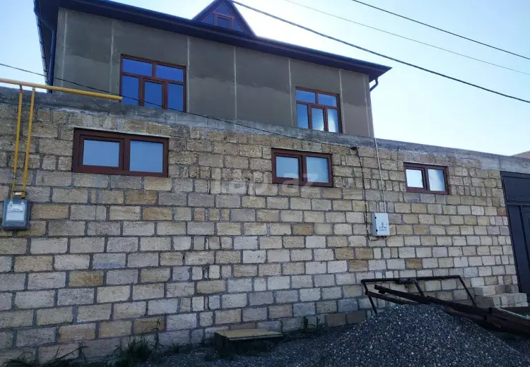 6 otaqlı mənzil , Quba