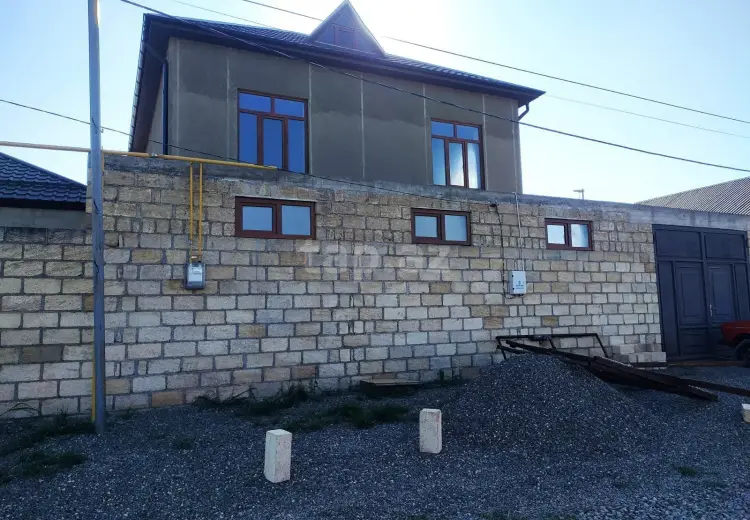 6 otaqlı mənzil , Quba