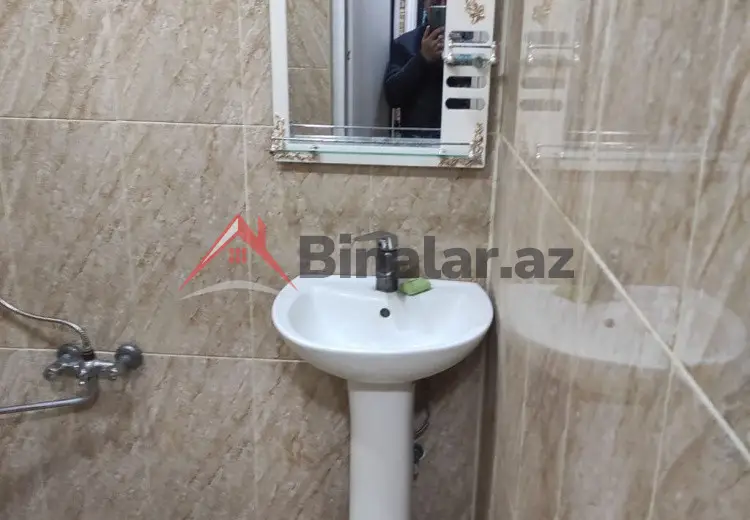 2 otaqlı mənzil Satılır, Gəncə