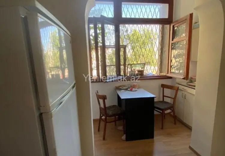 240 AZN - 1 otaqlı mənzil Kirayə (aylıq), 8-ci kilometr, Nizami, Bakı