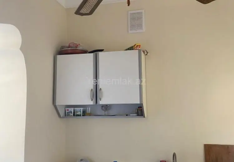 240 AZN - 1 otaqlı mənzil Kirayə (aylıq), 8-ci kilometr, Nizami, Bakı