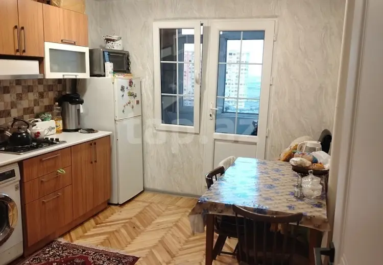 2 otaqlı mənzil , Bakı