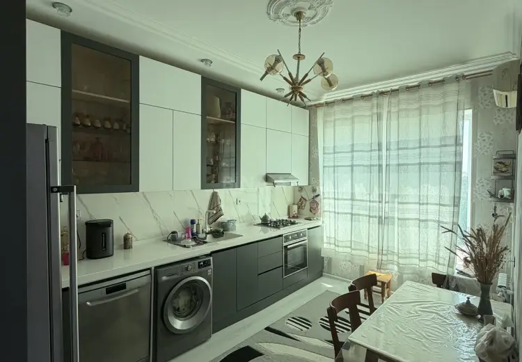 4 otaqlı mənzil Satılır, Abşeron
