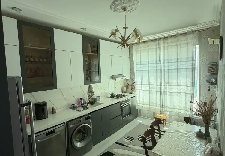 4 otaqlı mənzil Satılır, Abşeron