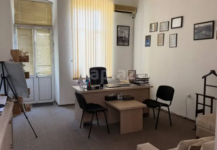 5 otaqlı mənzil , Nəsimi, Bakı
